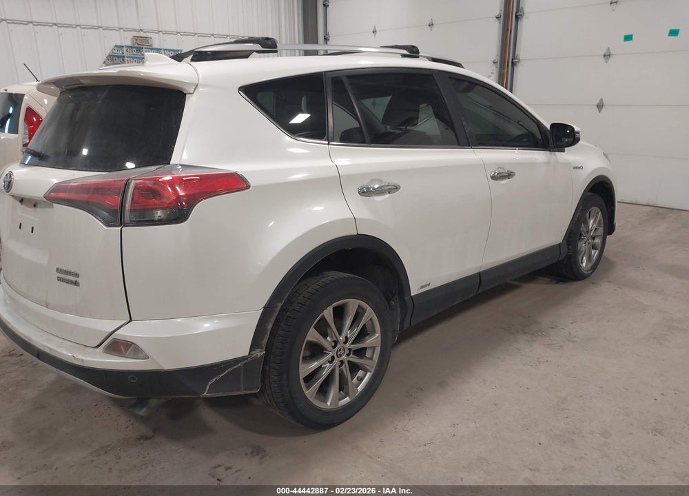2018 TOYOTA RAV4 HYBRID LIMITED VIN: JTMDJREV8JD208922