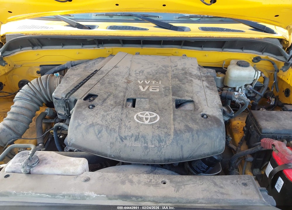 2008 TOYOTA FJ CRUISER VIN: JTEBU11F980103687
