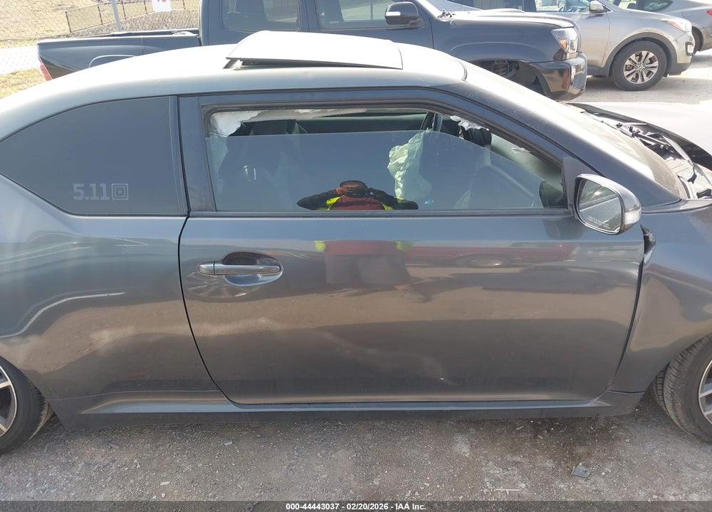 2014 SCION TC VIN: JTKJF5C73E3077971