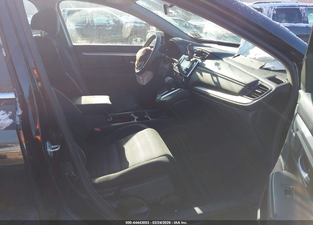 2019 HONDA CR-V LX VIN: 2HKRW6H3XKH207640
