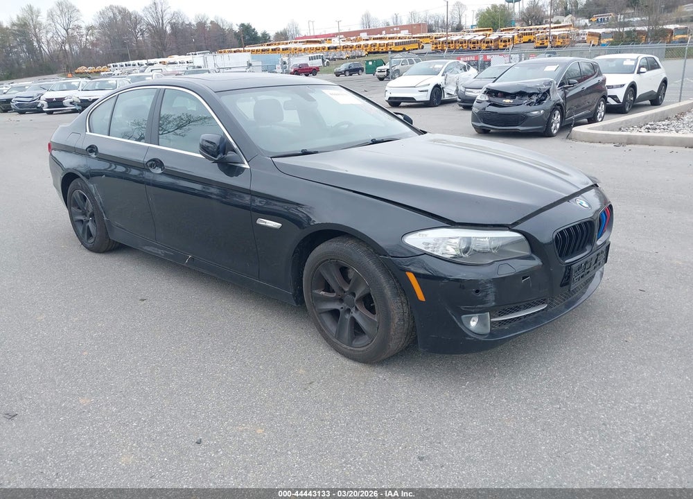 2013 BMW 528I XDRIVE VIN: WBAXH5C50DD114863