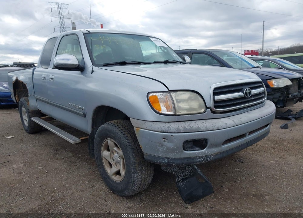 2000 TOYOTA TUNDRA SR5 VIN: 5TBBN4416YS105356