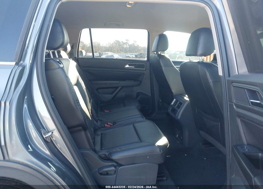 2018 VOLKSWAGEN ATLAS 3.6L V6 SE W/TECHNOLOGY VIN: 1V2FR2CA2JC584125