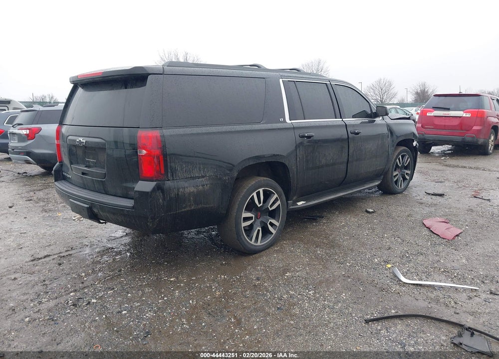 2016 CHEVROLET SUBURBAN LT VIN: 1GNSKHKCXGR402713