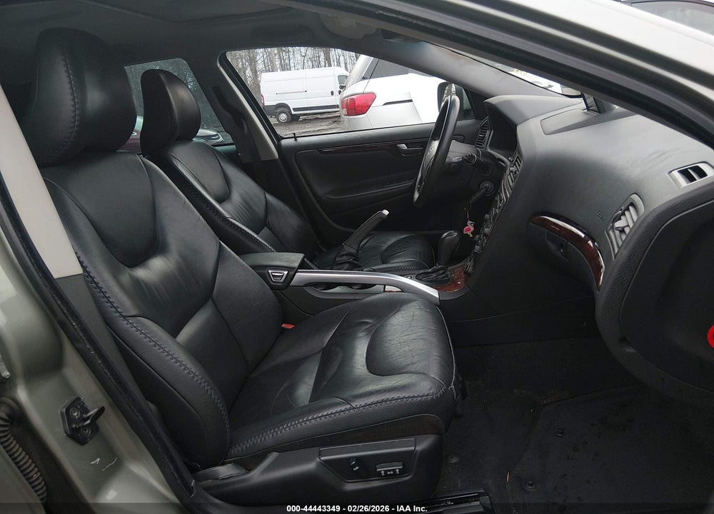2007 VOLVO XC70 2.5T VIN: YV4SZ592871284107
