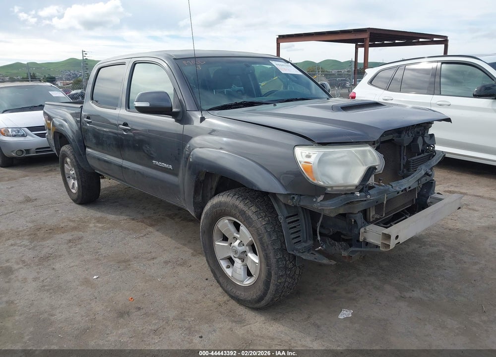 2013 TOYOTA TACOMA PRERUNNER V6 VIN: 3TMJU4GN2DM139437