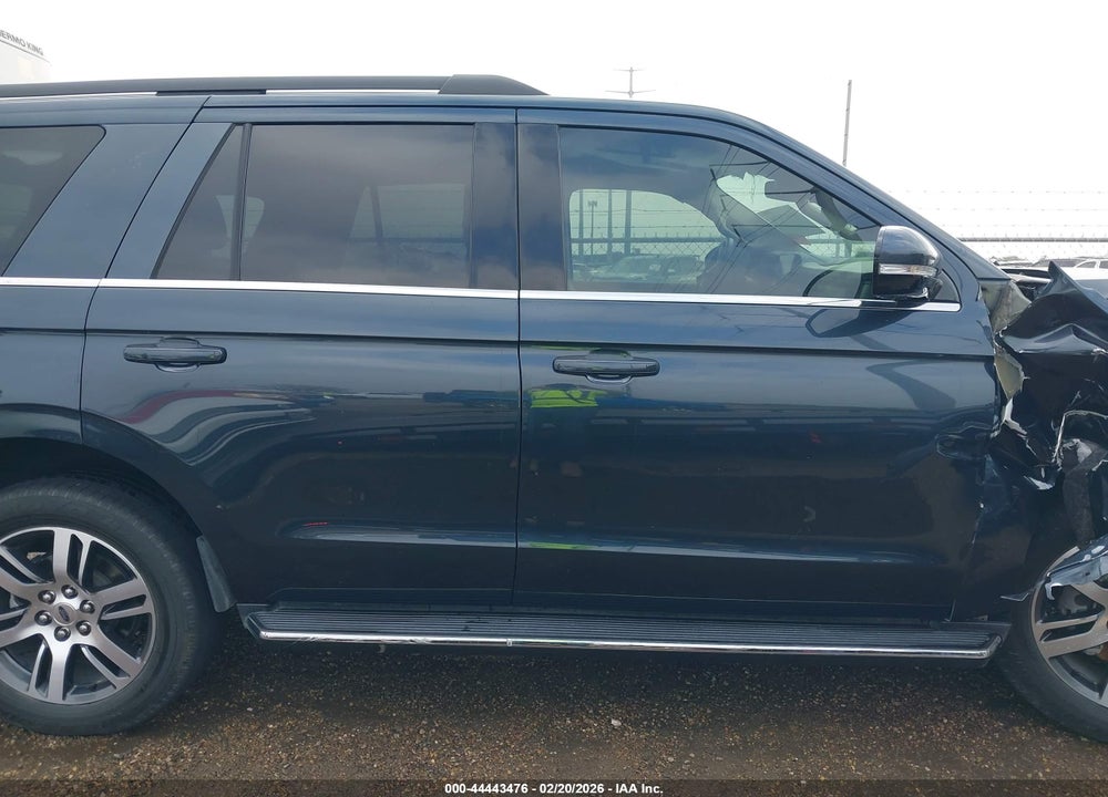 2023 FORD EXPEDITION XLT VIN: 1FMJU1H86PEA52637