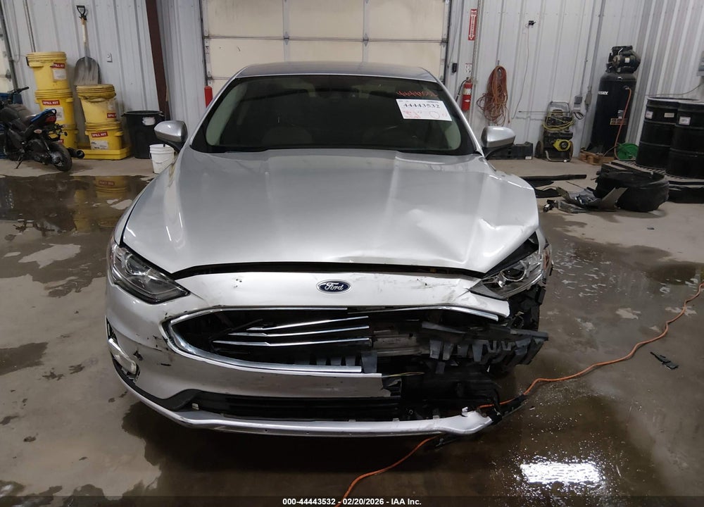 2019 FORD FUSION SE VIN: 3FA6P0HD7KR250907