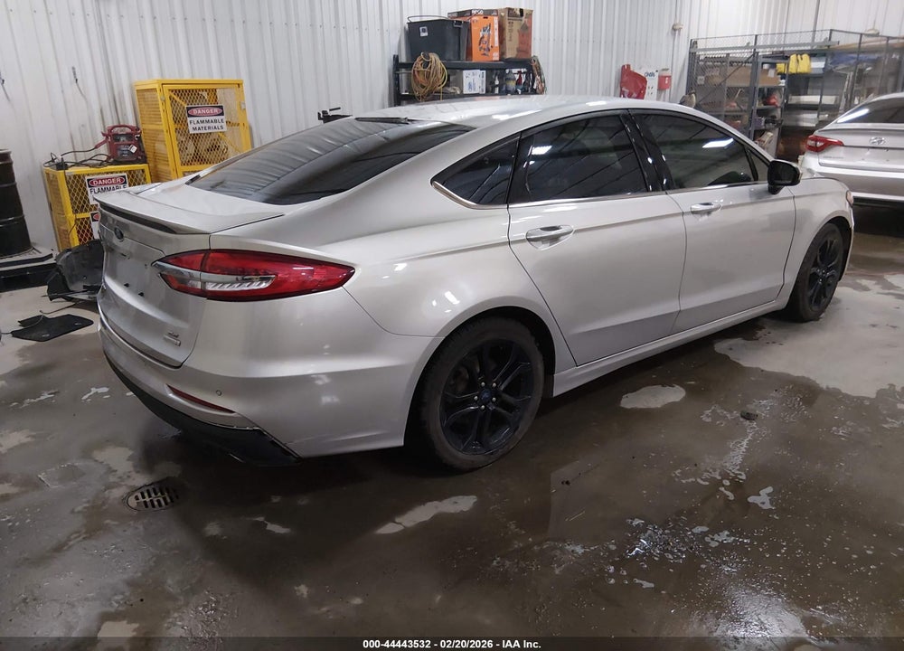 2019 FORD FUSION SE VIN: 3FA6P0HD7KR250907
