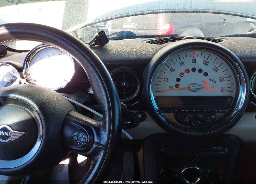 2011 MINI COOPER VIN: WMWZN3C5XBTZ89425