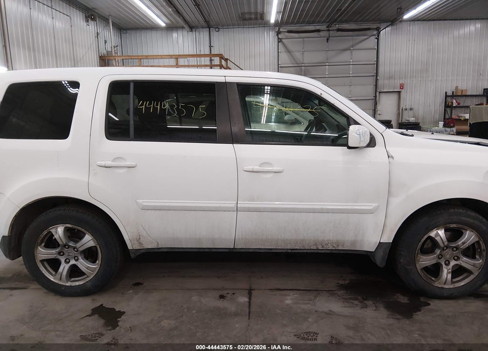 2014 HONDA PILOT EX-L VIN: 5FNYF4H58EB046452