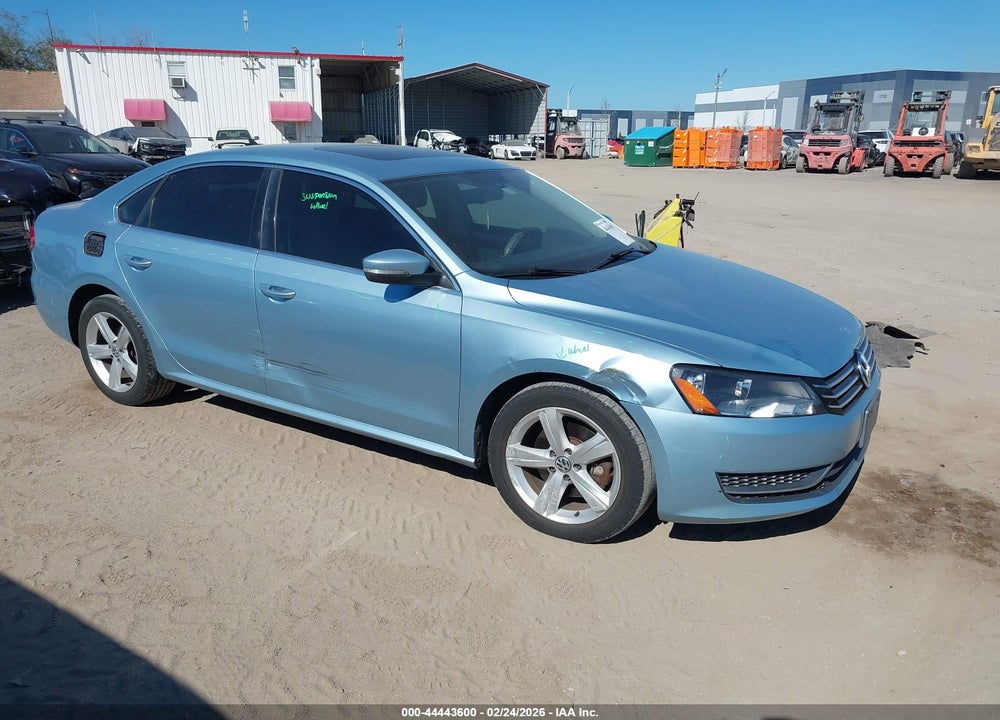 2013 VOLKSWAGEN PASSAT 2.5L SE VIN: 1VWBP7A34DC136641