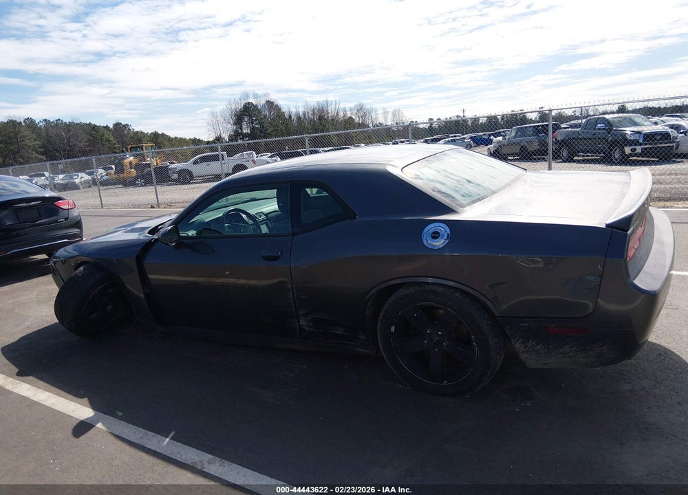 2013 DODGE CHALLENGER SXT VIN: 2C3CDYAG5DH607190