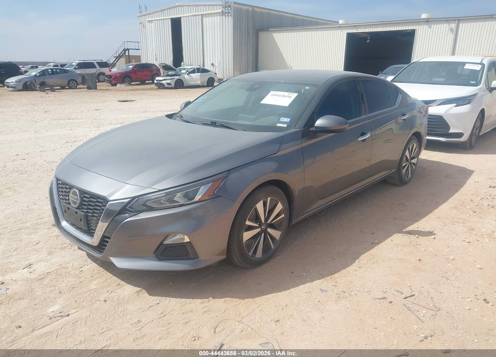 2021 NISSAN ALTIMA SV FWD VIN: 1N4BL4DV0MN388181