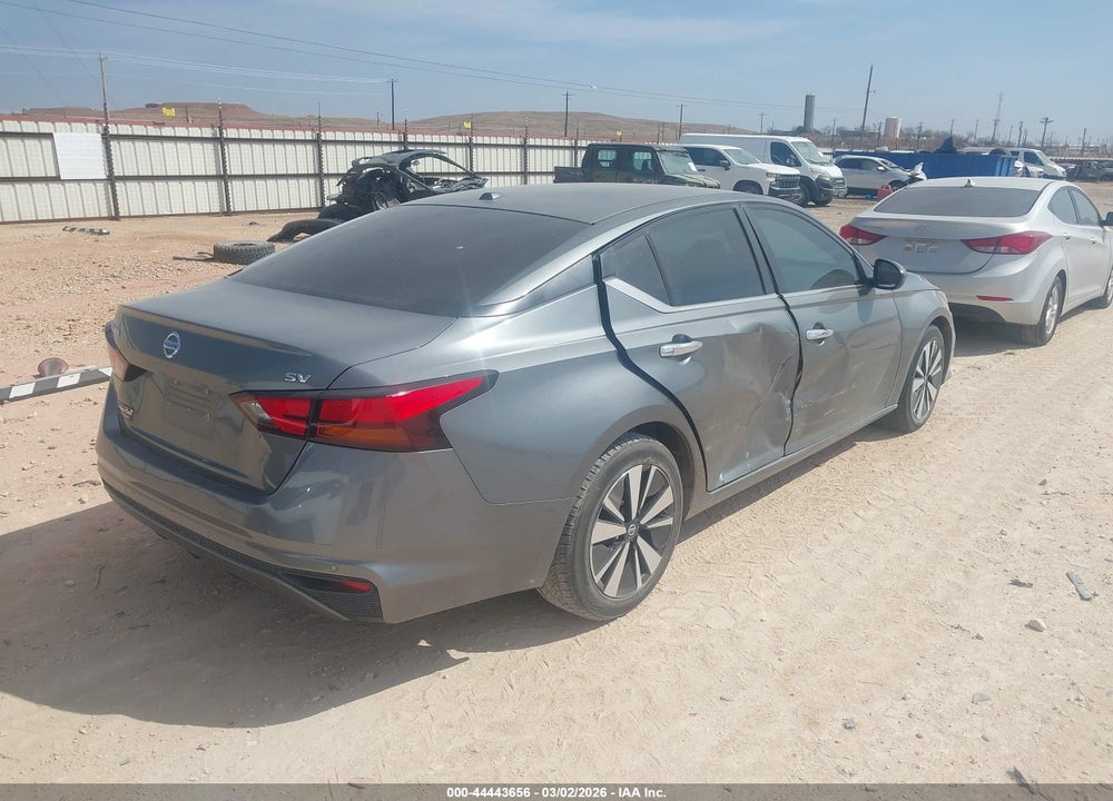 2021 NISSAN ALTIMA SV FWD VIN: 1N4BL4DV0MN388181
