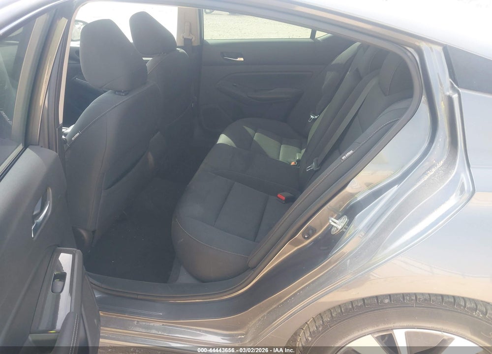 2021 NISSAN ALTIMA SV FWD VIN: 1N4BL4DV0MN388181