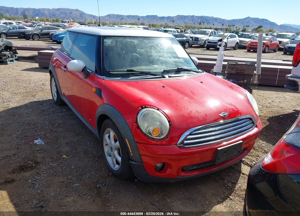 2010 MINI COOPER VIN: WMWMF3C56ATZ22133