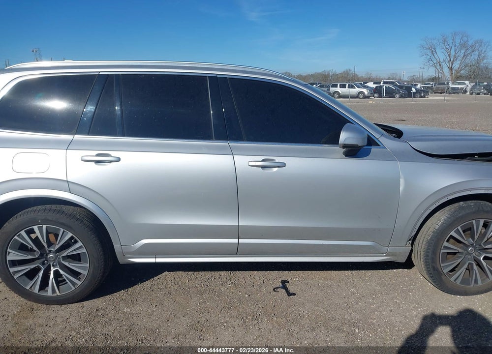2021 VOLVO XC90 T5 MOMENTUM 7 PASSENGER VIN: YV4102CKXM1695548