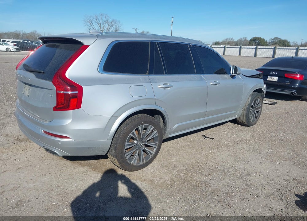 2021 VOLVO XC90 T5 MOMENTUM 7 PASSENGER VIN: YV4102CKXM1695548