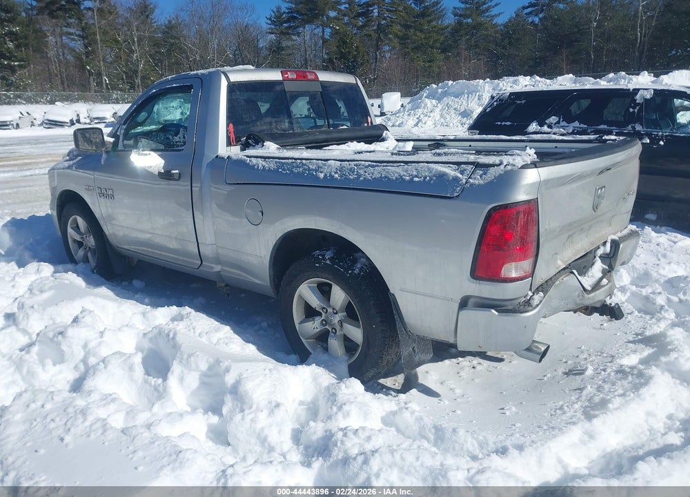 2014 RAM 1500 EXPRESS VIN: 3C6JR7AT4EG281077