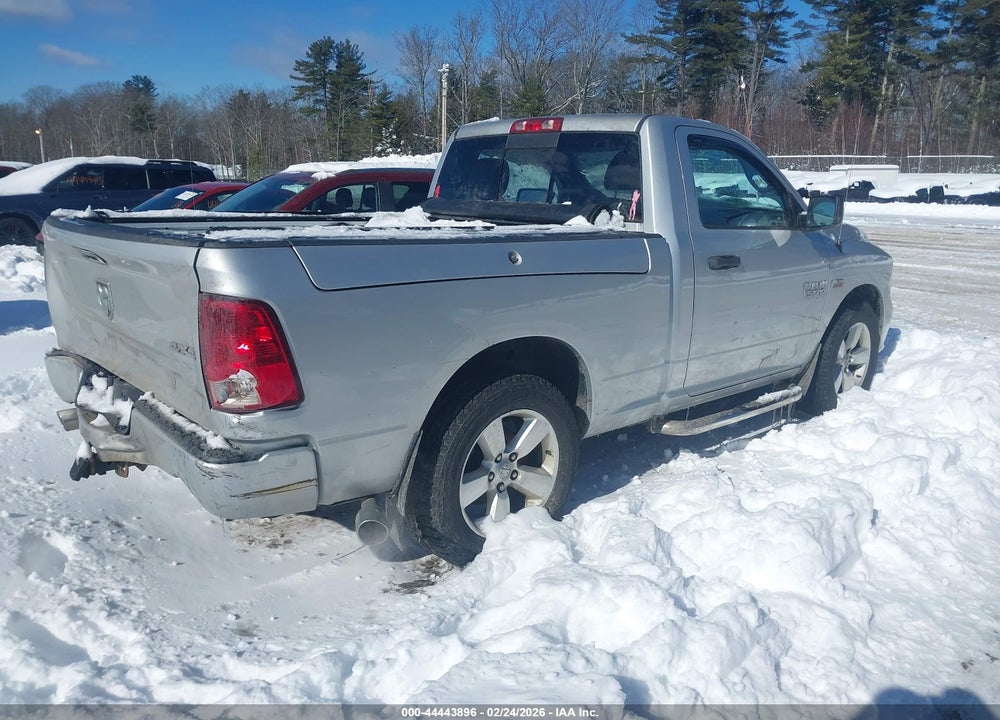 2014 RAM 1500 EXPRESS VIN: 3C6JR7AT4EG281077