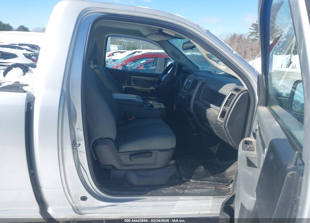 2014 RAM 1500 EXPRESS VIN: 3C6JR7AT4EG281077