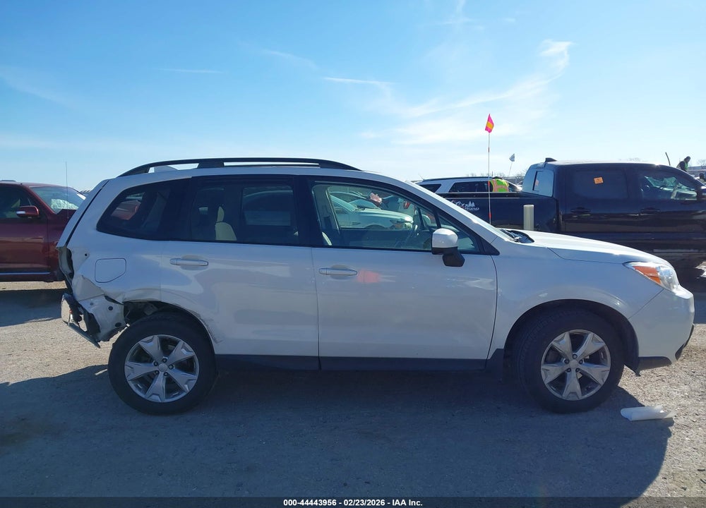 2016 SUBARU FORESTER 2.5I PREMIUM VIN: JF2SJAFC7GH550709