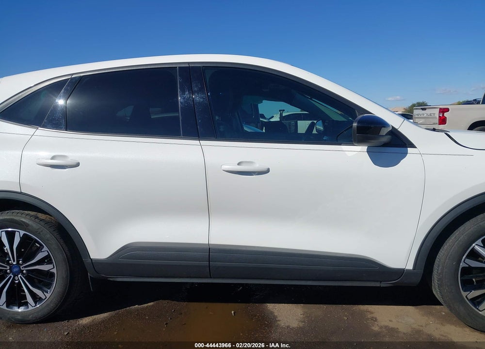 2022 FORD ESCAPE SE VIN: 1FMCU0G61NUB90110