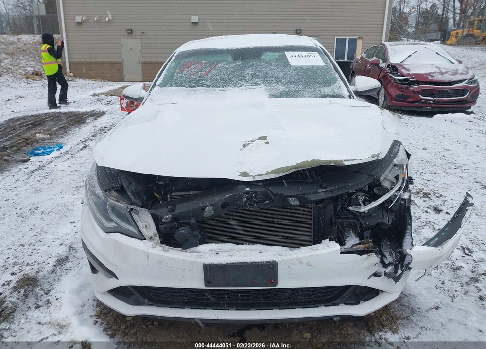 2019 KIA OPTIMA LX VIN: 5XXGT4L36KG348082