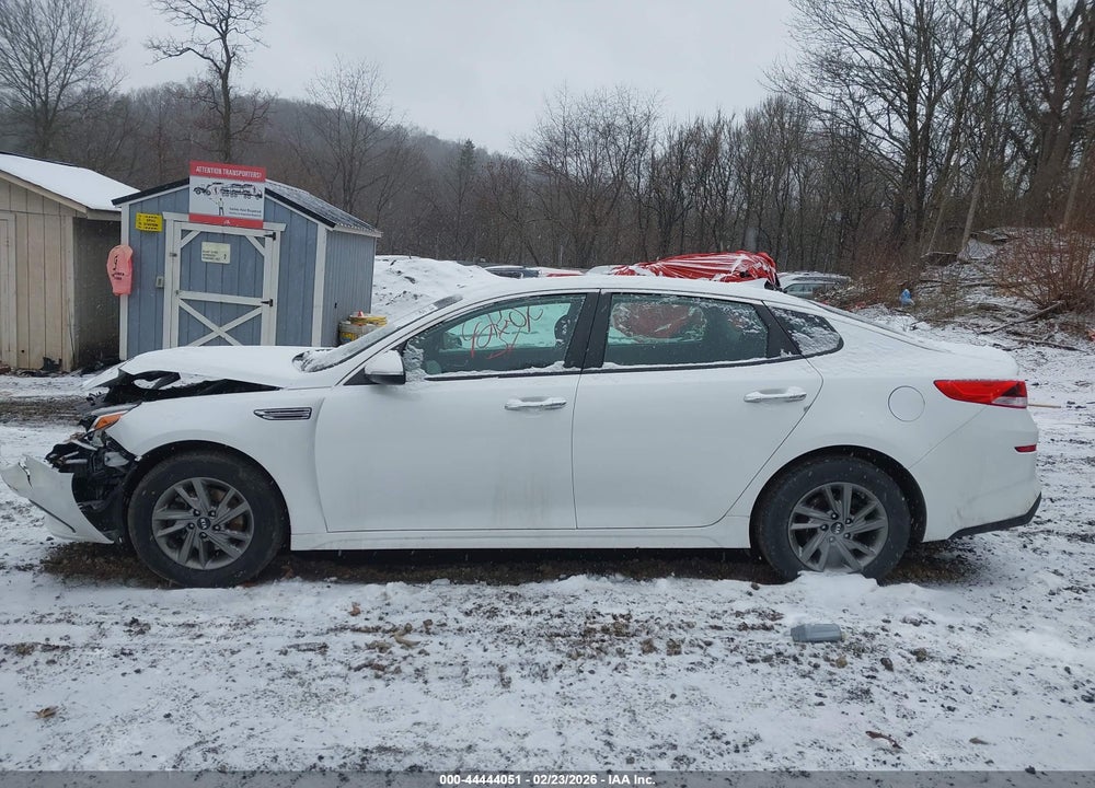 2019 KIA OPTIMA LX VIN: 5XXGT4L36KG348082