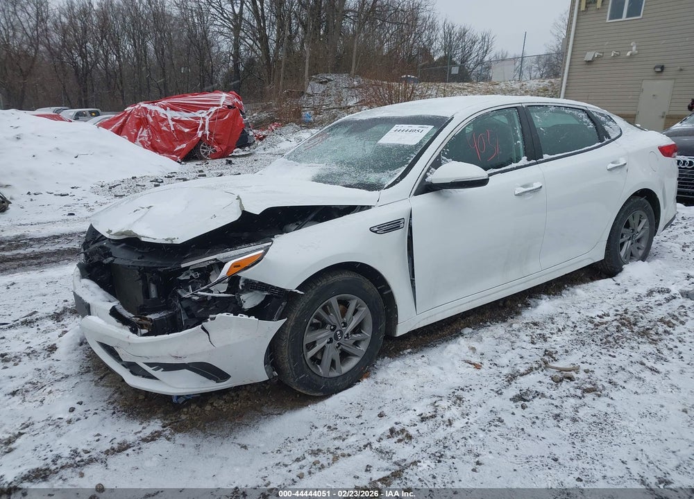 2019 KIA OPTIMA LX VIN: 5XXGT4L36KG348082