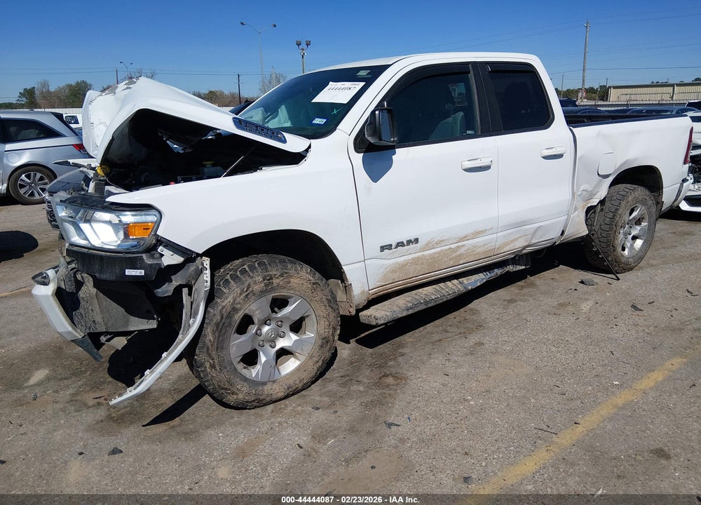 2021 RAM 1500 BIG HORN  4X4 6'4 BOX VIN: 1C6SRFBT5MN602997