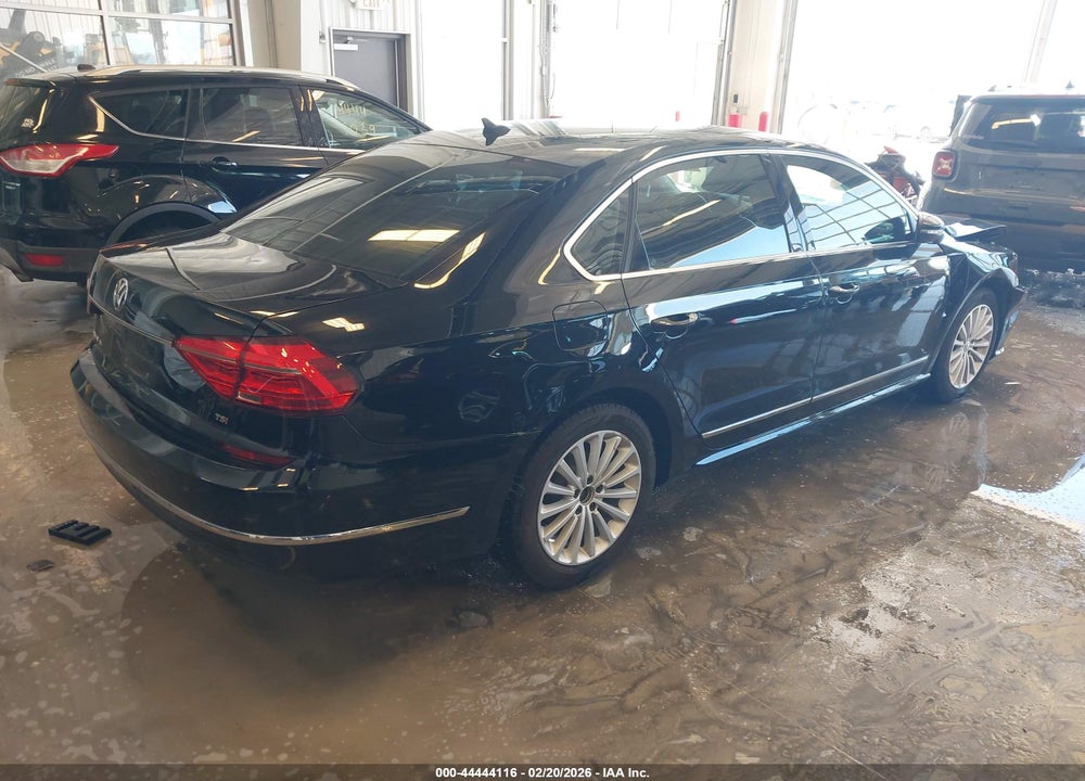 2016 VOLKSWAGEN PASSAT 1.8T SE VIN: 1VWBS7A32GC059027