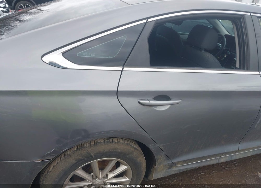 2019 HYUNDAI SONATA SE VIN: 5NPE24AF1KH813976