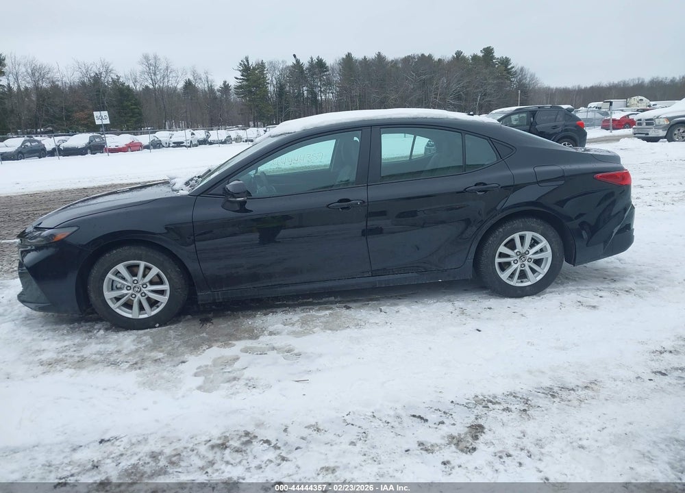 2025 TOYOTA CAMRY LE VIN: 4T1DAACK8SU605893
