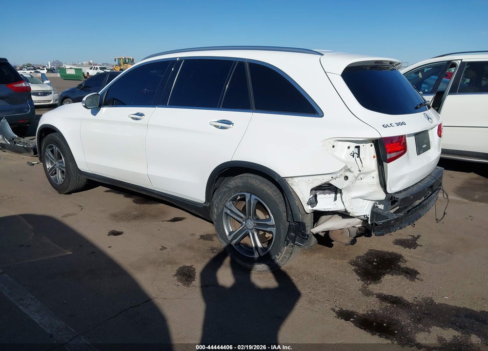 2016 MERCEDES-BENZ GLC 300 4MATIC VIN: WDC0G4KB4GF088411