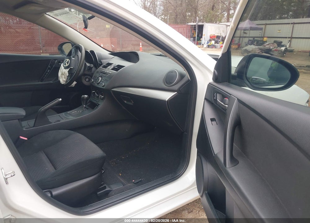 2012 MAZDA 3 VIN: JM1BL1V7XC1663621