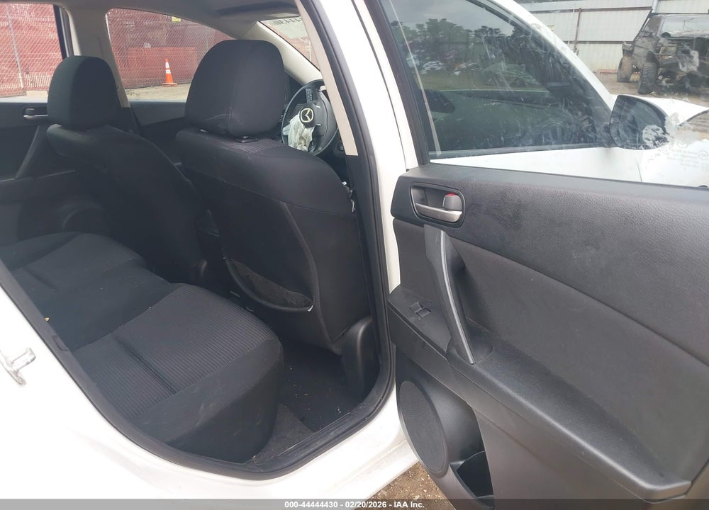 2012 MAZDA 3 VIN: JM1BL1V7XC1663621