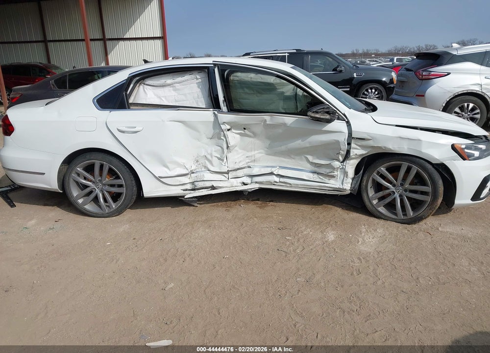 2017 VOLKSWAGEN PASSAT 1.8T R-LINE VIN: 1VWDT7A39HC039753