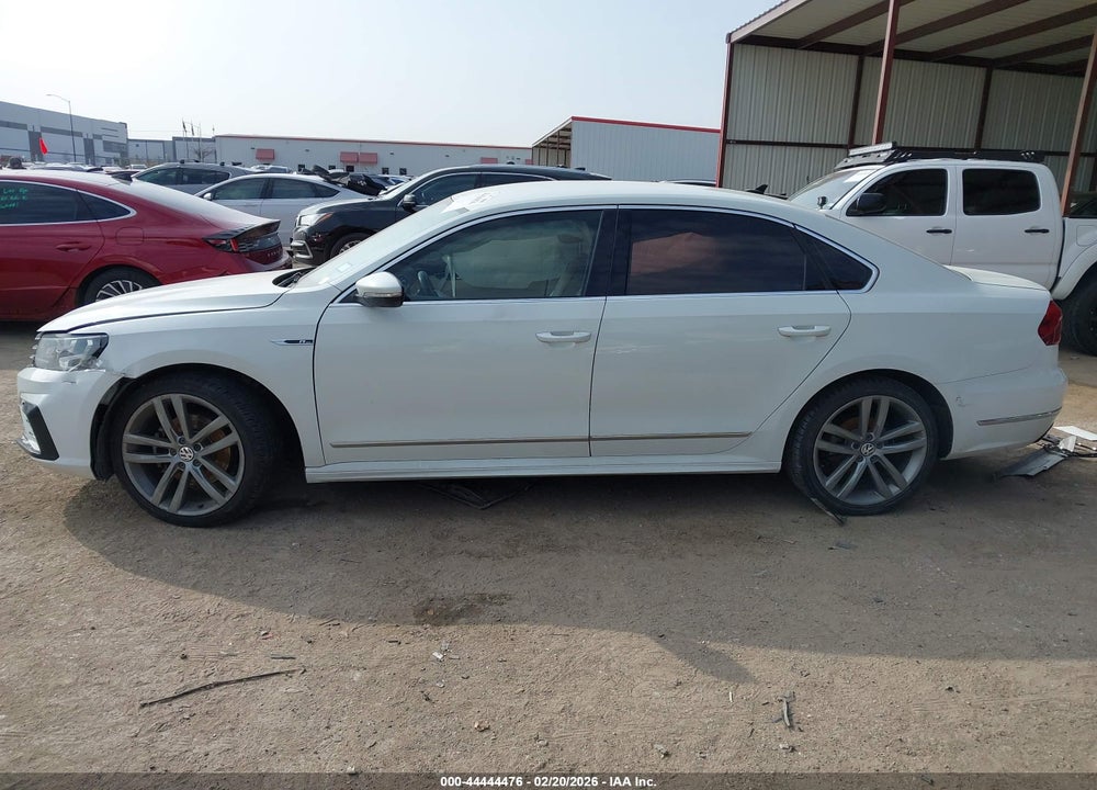 2017 VOLKSWAGEN PASSAT 1.8T R-LINE VIN: 1VWDT7A39HC039753