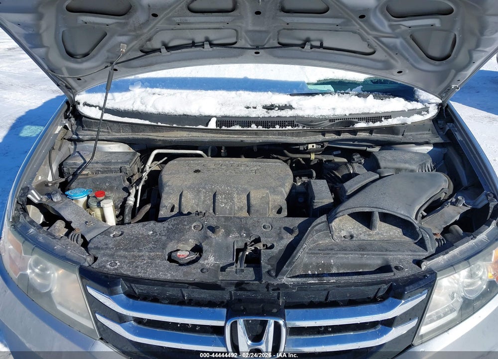 2016 HONDA ODYSSEY SE VIN: 5FNRL5H36GB112808