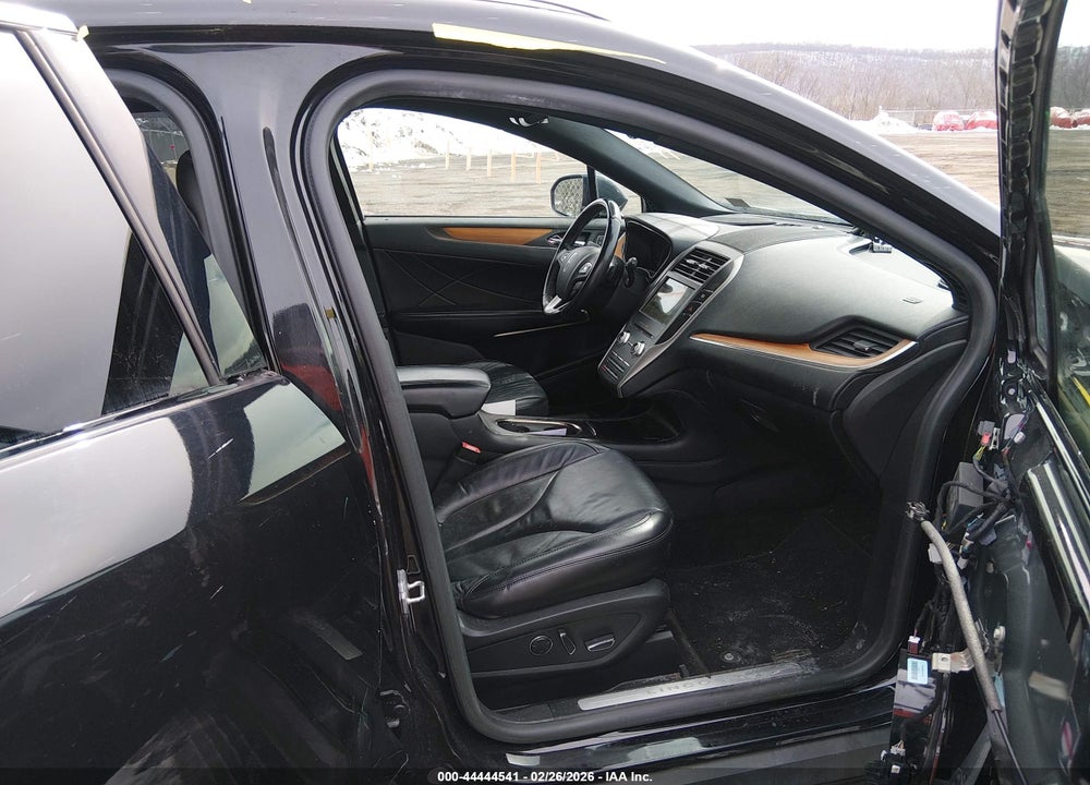 2019 LINCOLN MKC SELECT VIN: 5LMCJ2D92KUL00352