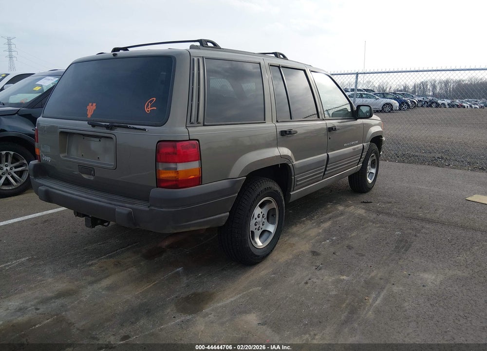 1996 JEEP GRAND CHEROKEE LAREDO VIN: 1J4EX58S7TC128236