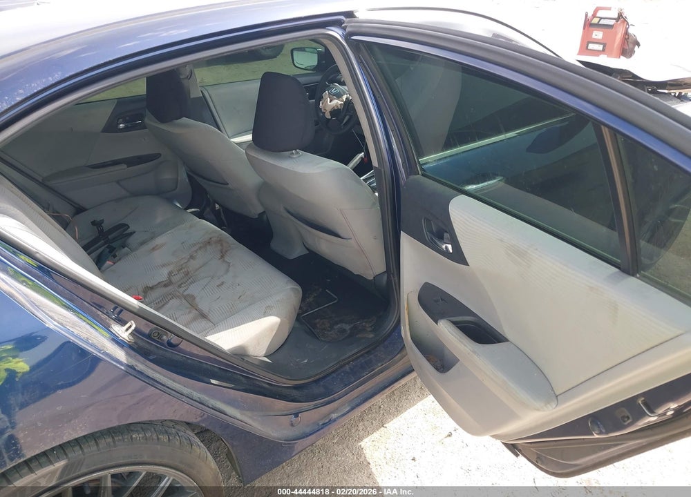 2016 HONDA ACCORD LX VIN: 1HGCR2F33GA124947