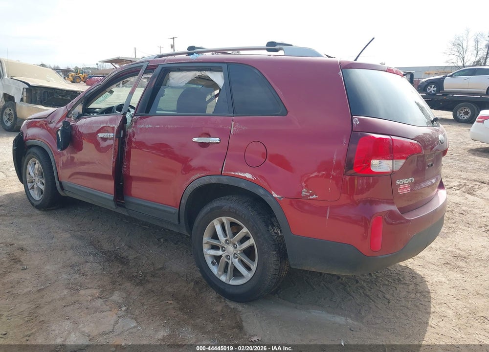 2014 KIA SORENTO LX VIN: 5XYKT4A60EG477538