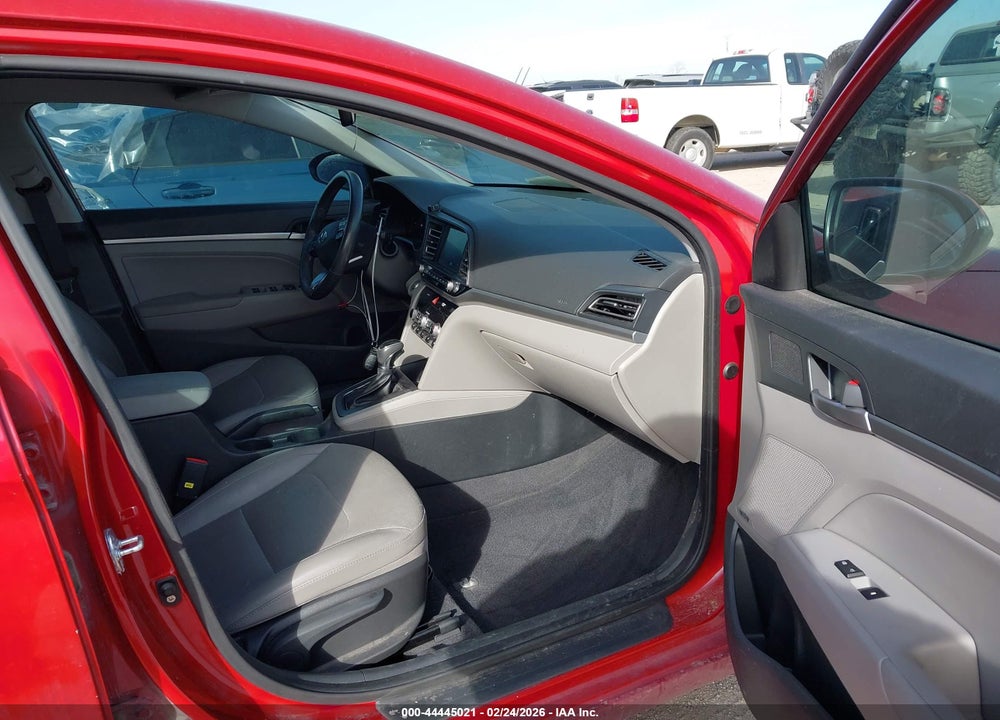 2019 HYUNDAI ELANTRA LIMITED VIN: KMHD84LF3KU754650