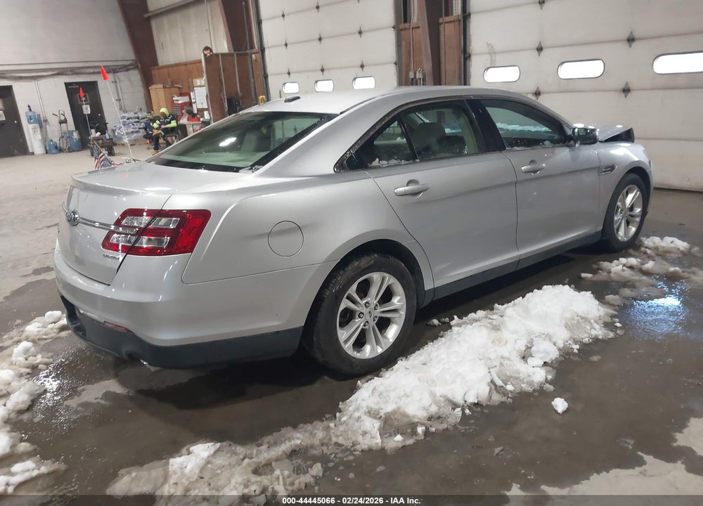 2015 FORD TAURUS SE VIN: 1FAHP2D88FG161986