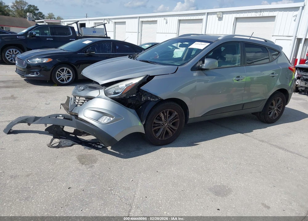 2015 HYUNDAI TUCSON SE VIN: KM8JUCAG8FU101418