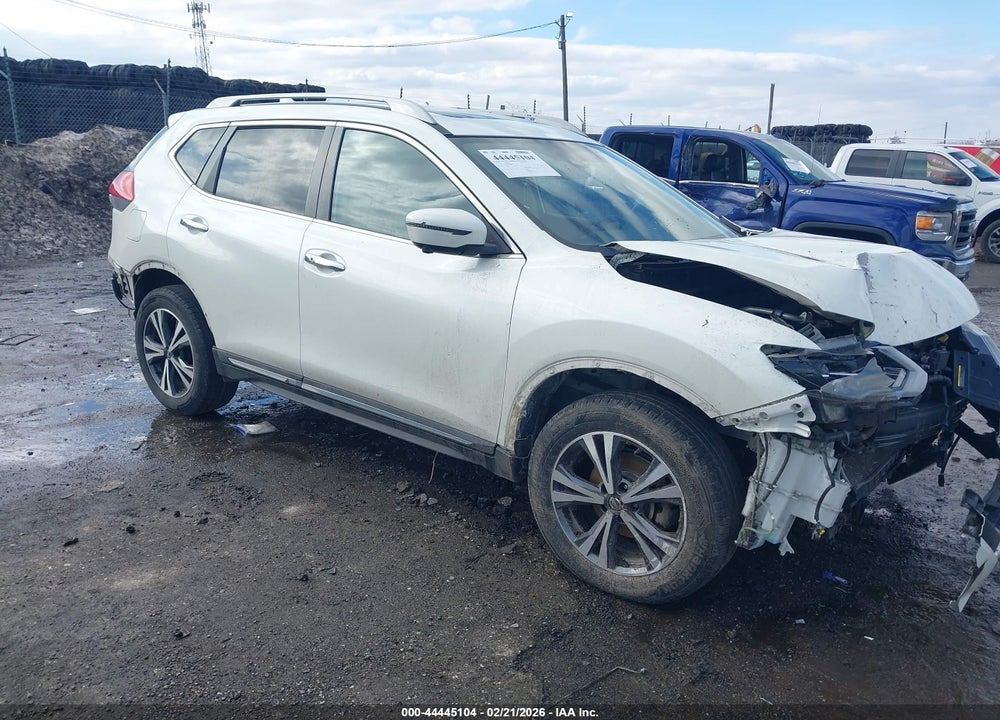 2017 NISSAN ROGUE SL VIN: 5N1AT2MV9HC868968