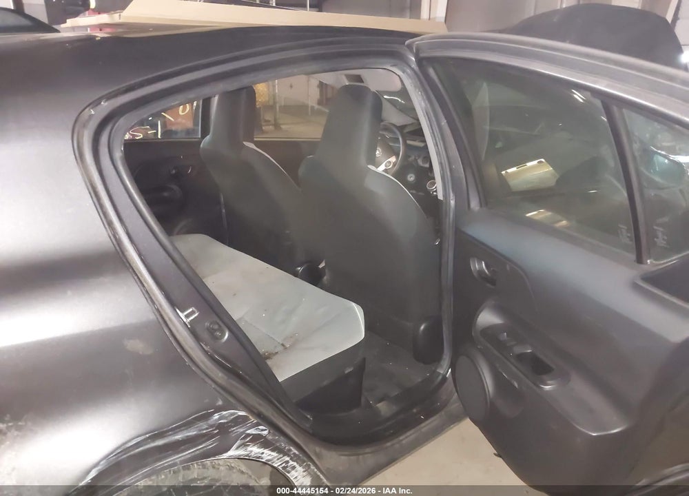 2015 TOYOTA PRIUS C ONE VIN: JTDKDTB32F1109326
